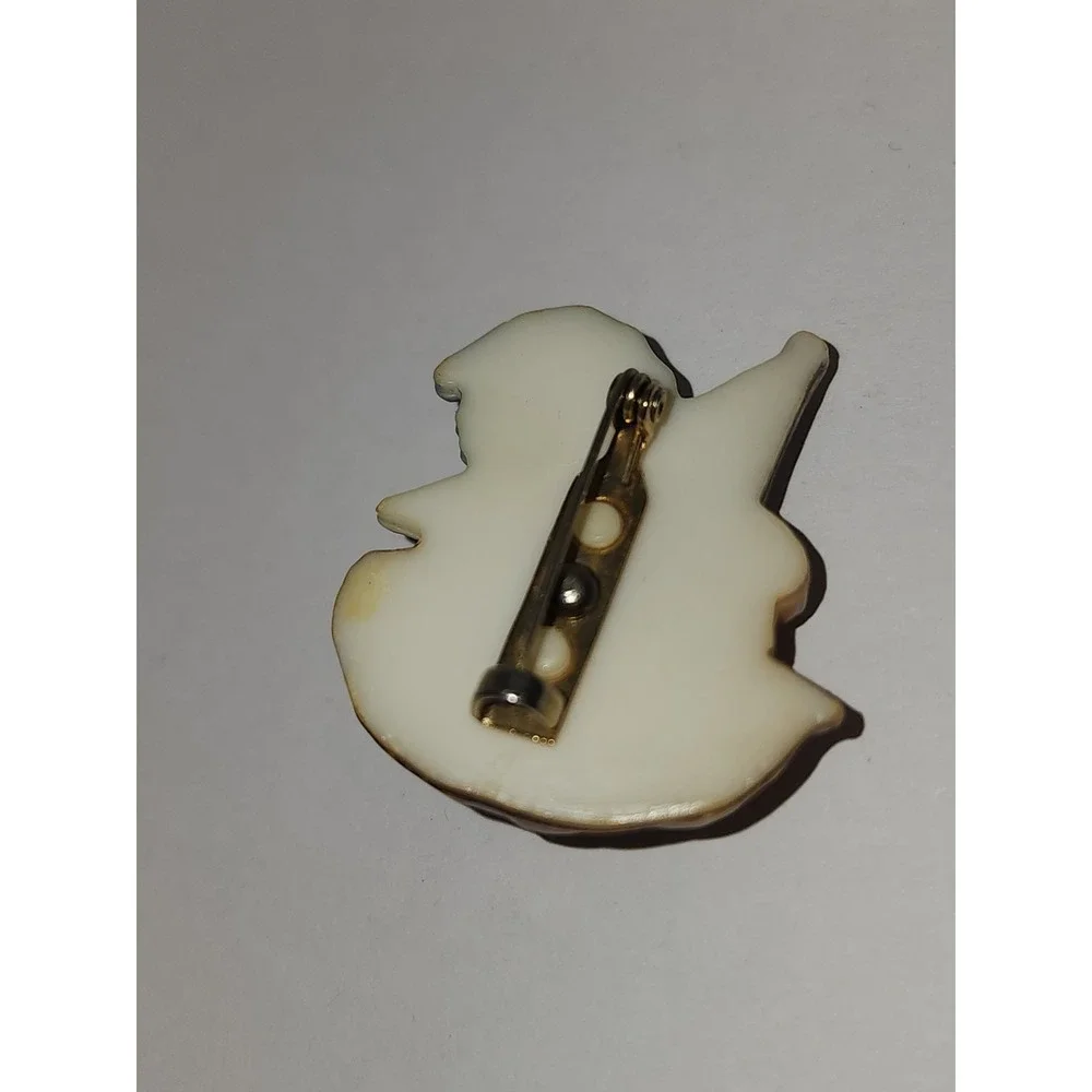 Vintage Hallmark Pixie Girl in‎ Walnut Boat with Easter Bunny Brooch Pin